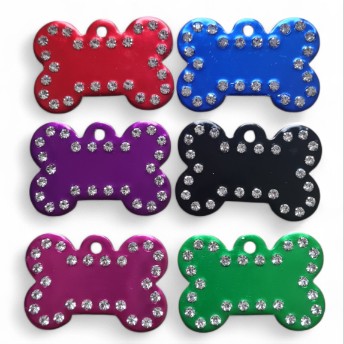 Huisdierenpenning Botvorm met Strass Steentjes